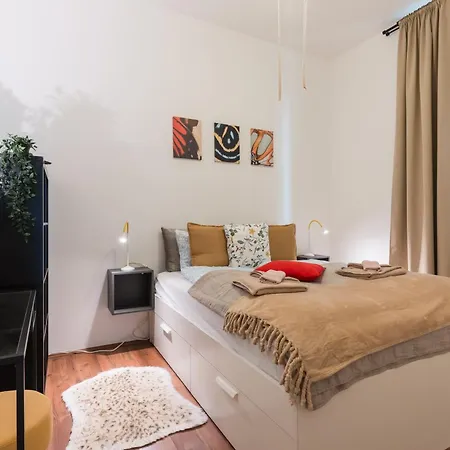 Apartmán Old Post Apartment-2 Br-ac-balcony