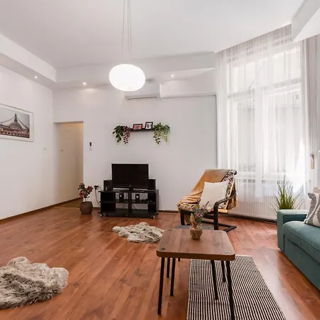 Old Post Apartment-2 Br-ac-balcony Budapešť