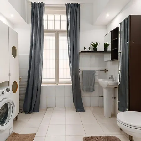 Old Post Apartment-2 Br-ac-balcony Daire *