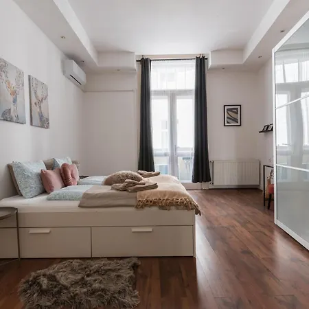 Old Post Apartment-2 Br-ac-balcony Daire