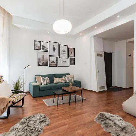 Old Post Apartment-2 Br-ac-balcony Daire *
